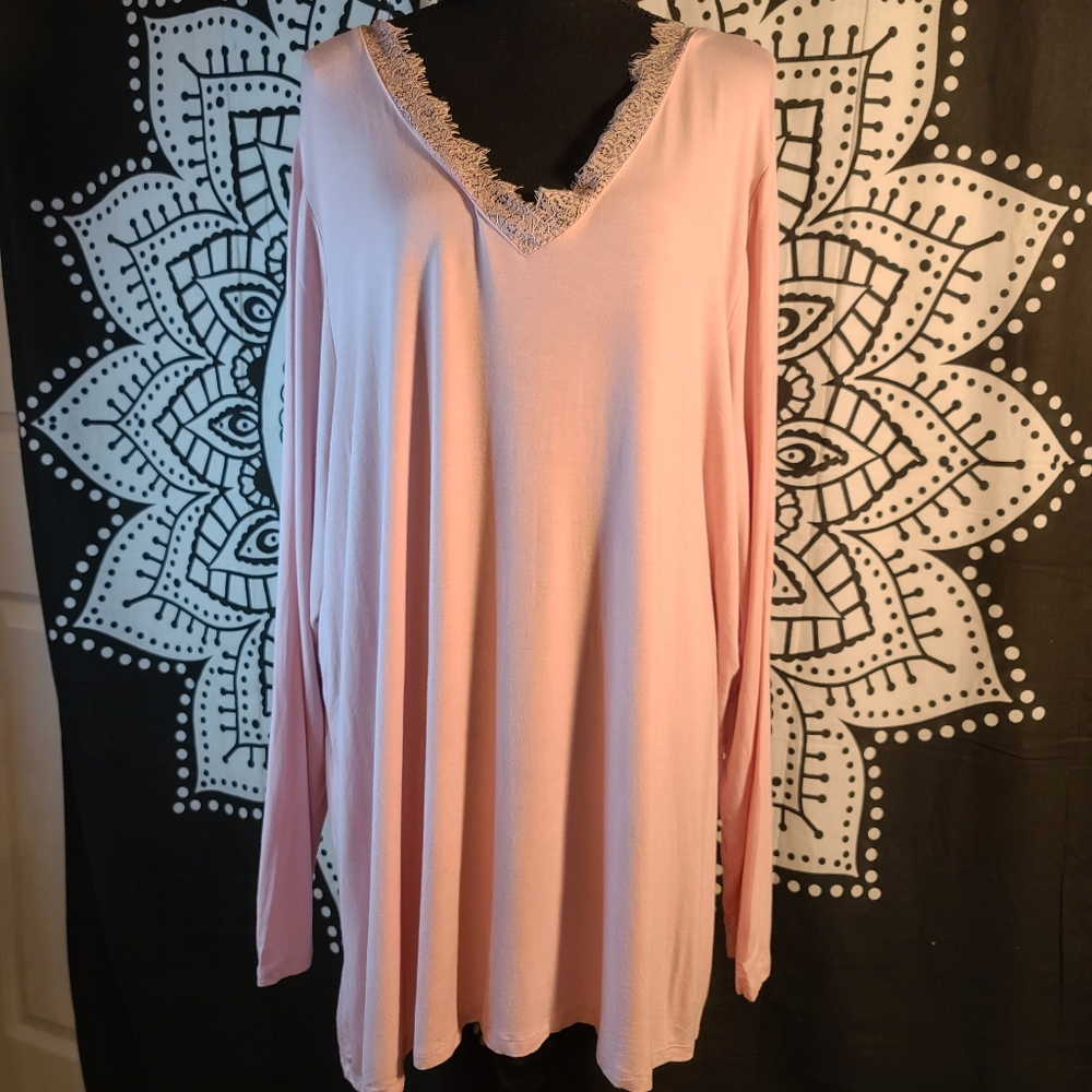 Lane Bryant long sleeve deep V neck shirt 26/28